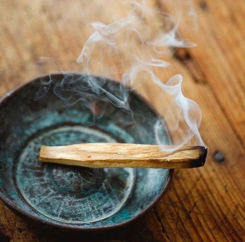 Palo Santo Wood, 3-Stick Bunch